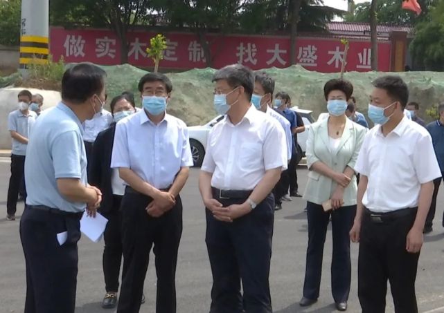 一线调研杜中伟在永济市调研标准地改革情况