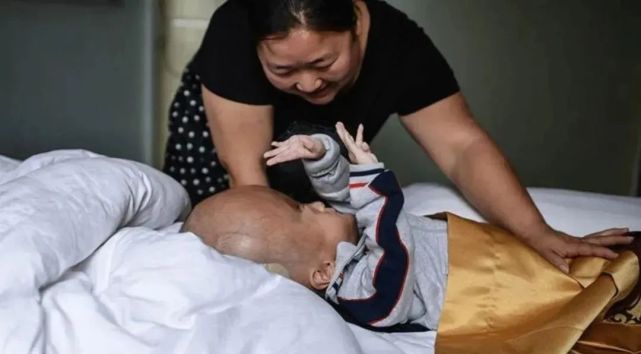 那30万被三聚氰胺毒害的"大头娃娃"怎么样了?