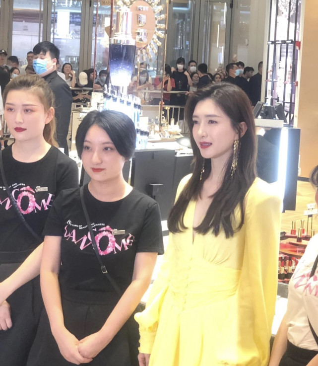 江疏影被问胡歌结婚你回去吗?瞬间红了眼:会去,只要他邀请我