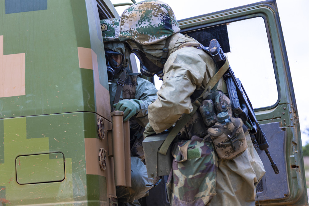 战味浓郁,直击防化兵考核现场