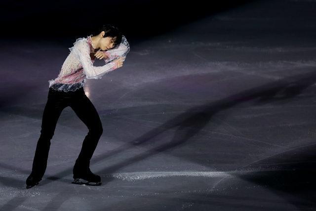 羽生結弦時隔96天亮相冰面再造表演名場面挑戰4a是堅持的動力