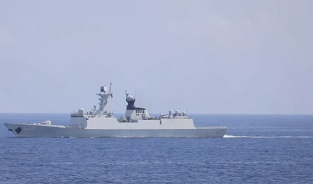 国内少见伍佰护卫舰咸宁舰舷号为百字头054有666舷号舰艇