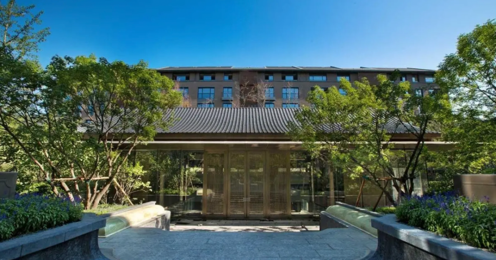 5米高墙围绕顶级学区加持109亿的北京海淀万柳小区藏着什么秘密