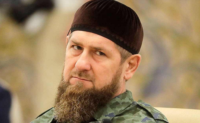 卡德罗夫警告:滚出去_腾讯新闻