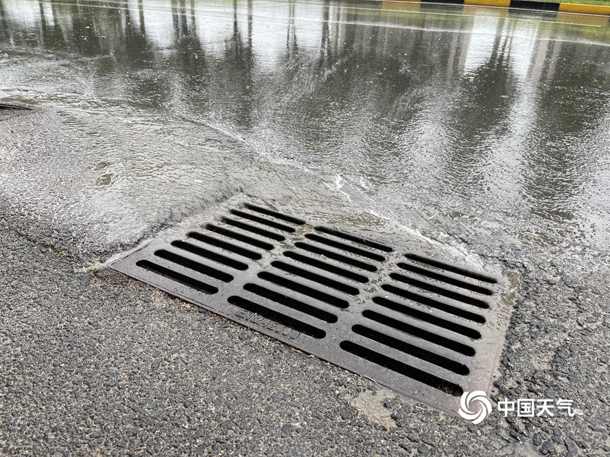 北京大风骤起西部地区伴有较明显降雨蝴蝶英语怎么读