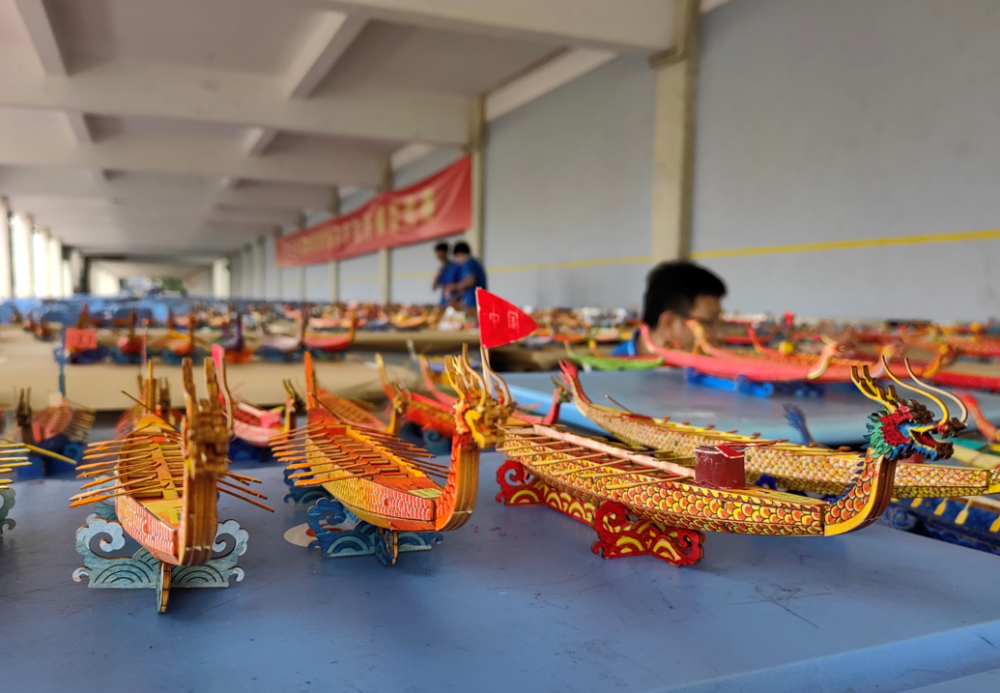 集美中学副校长 张雪琼:借助龙舟模型竞赛的媒介,海峡两岸青少年学生