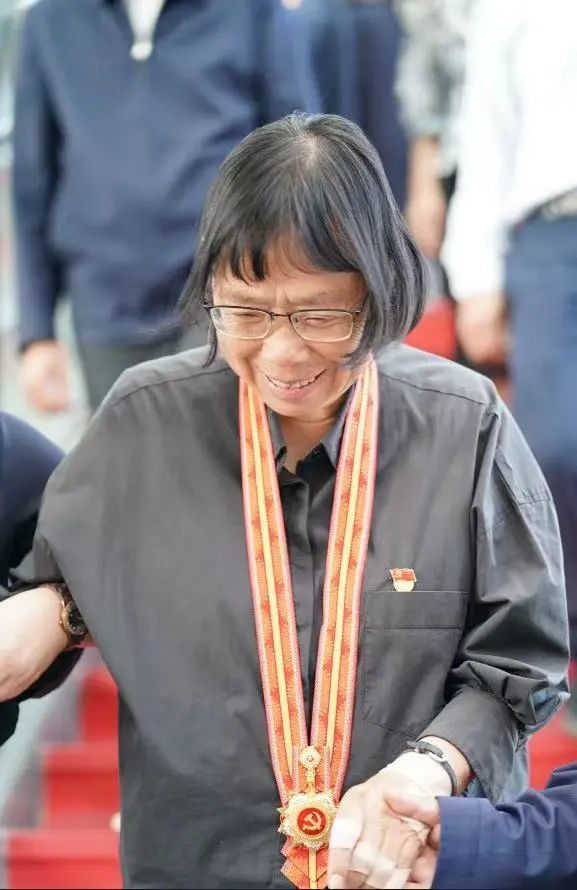 而在艺术文化创作领域,张春和导演取材红二,六军团