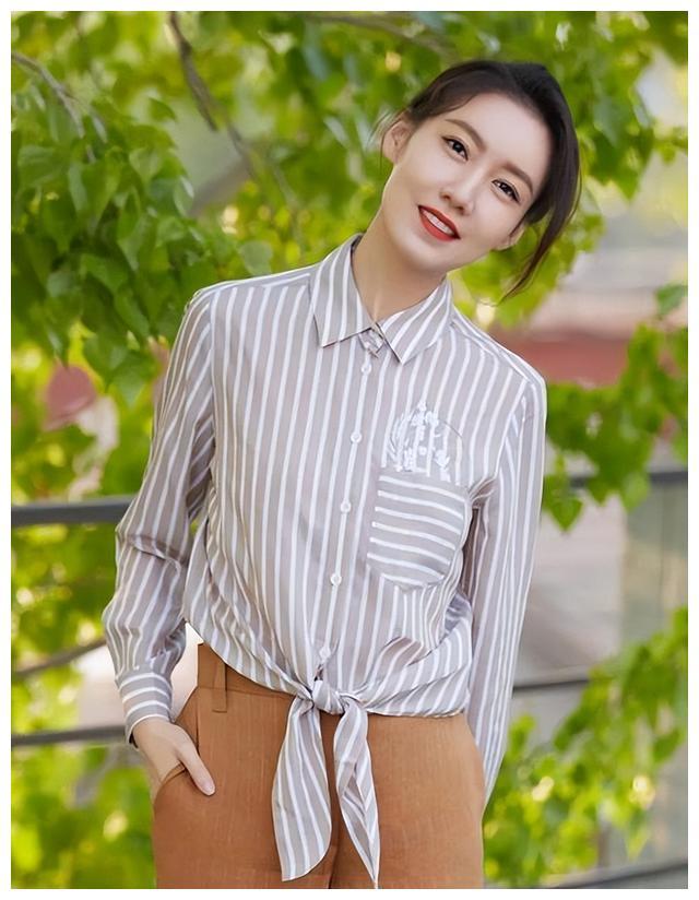 "林小娘"高露:出道20年无绯闻,拒绝苏有朋追求,丈夫身份成谜-娱乐-周