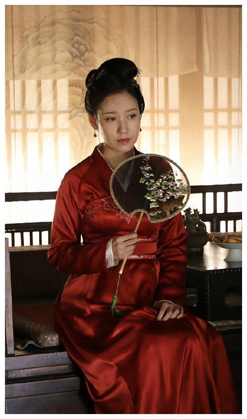 "林小娘"高露:出道20年无绯闻,拒绝苏有朋追求,丈夫身份成谜-娱乐-周