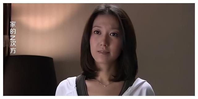 做了多年配角的高露,迎来了事业的转折点主演了电视剧《家的n次方》