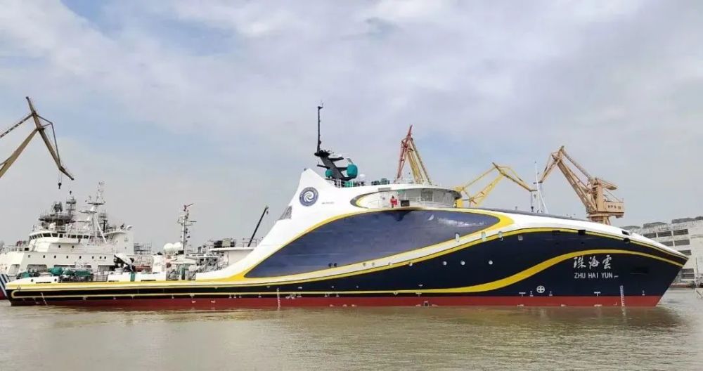 一艘中国科考船，被它们描述成了“超级航母”英孚lily英语