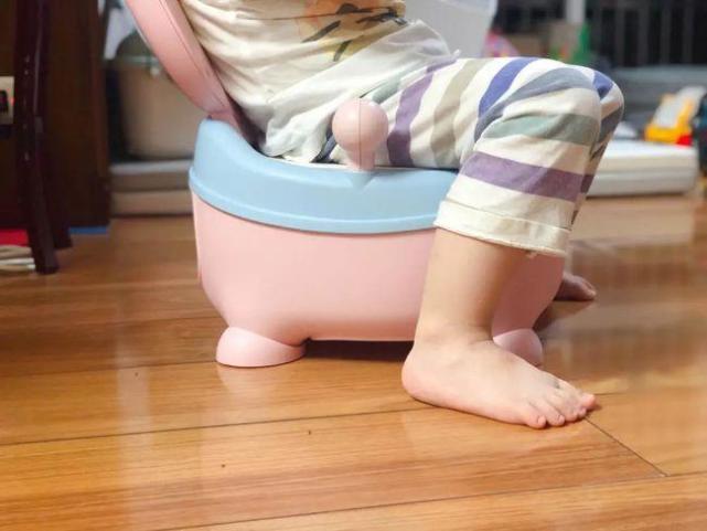 只需五步,让你的孩子轻松学会如厕