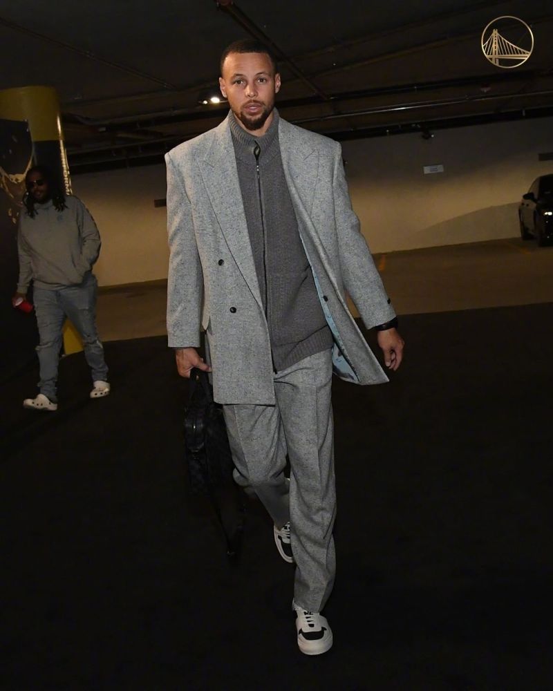 库里季后赛期间穿搭图集,各种风格都能驾驭!676767_腾讯新闻