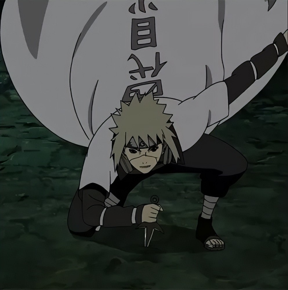 还掌握了一些强力封印术和通灵兽,在火影前期剧情中优势还是很明显的