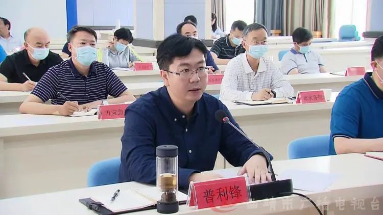 会议指出,目前曲靖市已全面进入雨季,雨季开始期平均偏早13天,为近10