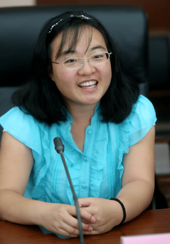 魏敏芝:从农村娃到"谋女郎",听从张艺谋的话后,她迎来了新生!