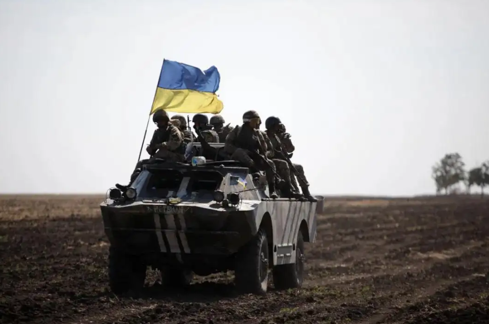 说好的战略反攻呢？乌克兰承认遭受重挫，直呼“俄军有高人指导”