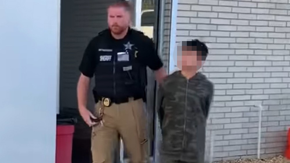 美国10岁男孩因短信威胁枪击被逮捕警长：令人作呕番茄英语课程价格