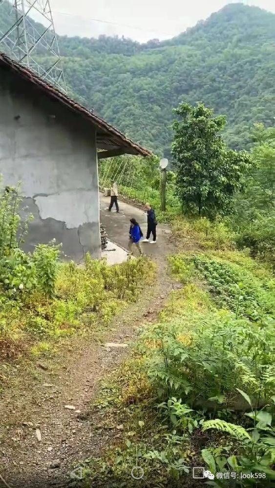 唐街1346号湖北长阳大堰乡2亩土地房子11万
