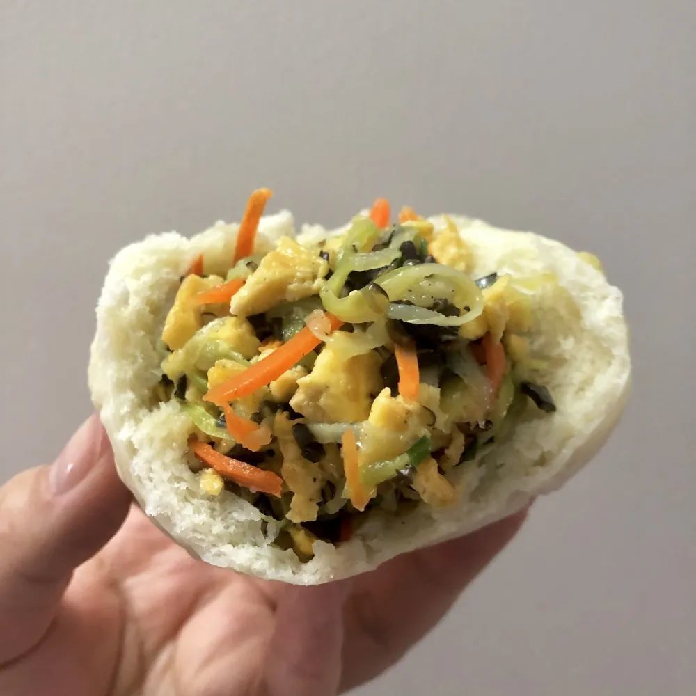 用"蔬菜包"中的西葫芦做包子!比肉都好吃的素馅包!_腾讯新闻