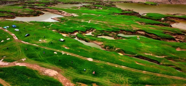 鳥瞰重慶江心島麻柳南坪壩島風吹草地現牛羊