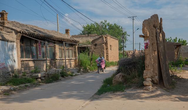 走进蔚县古堡之三:吕家庄村