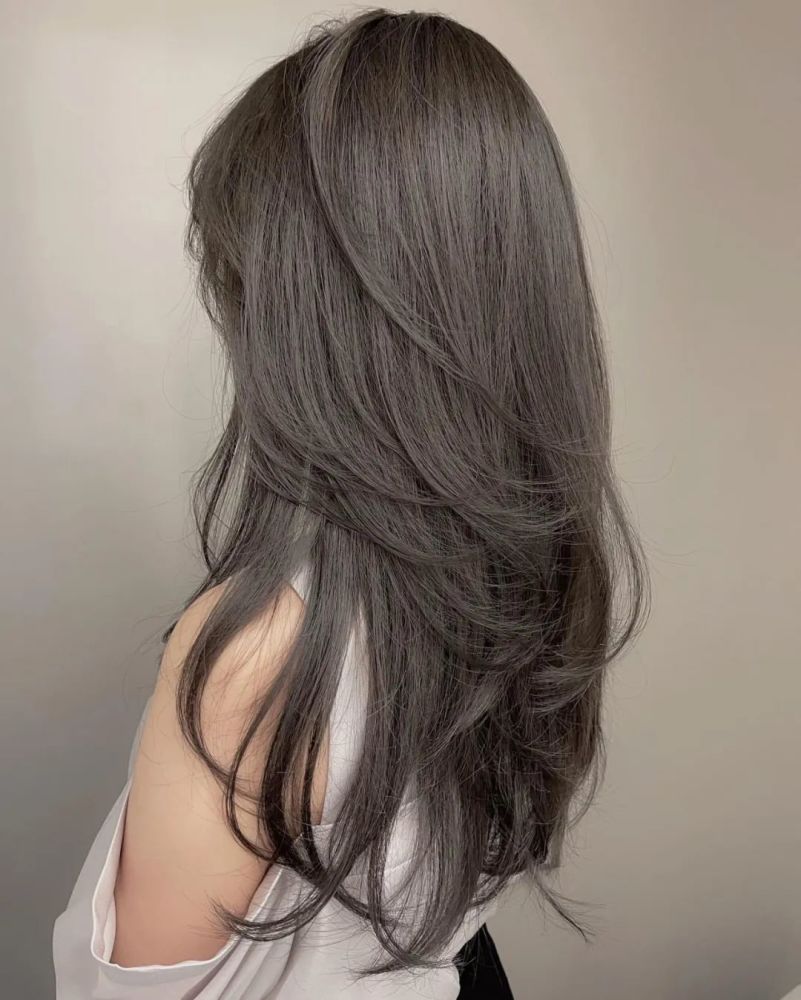 今年秋天很流行的雾感灰色微潮色插图23