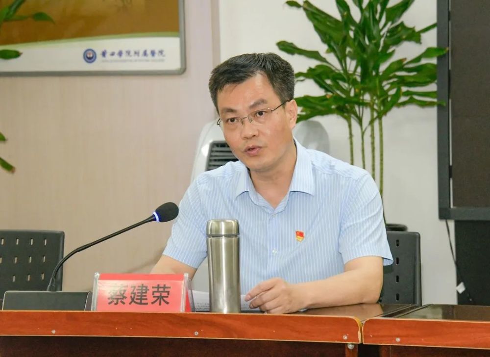 蔡建荣陈宇来源:莆田学院附属医院编辑:许晓玲值班主任:陈霖