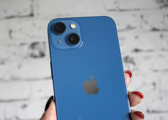 iPhone 13只有4GB运存真的够用吗？过来人说出心里话_腾讯新闻