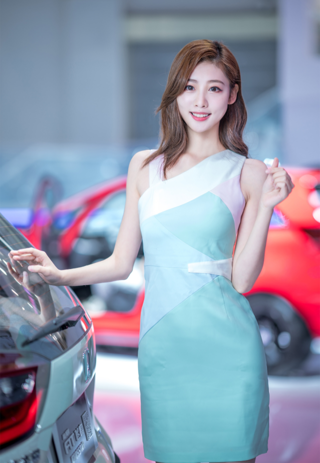 6月,2022一份东莞车展"美女车模"名单!