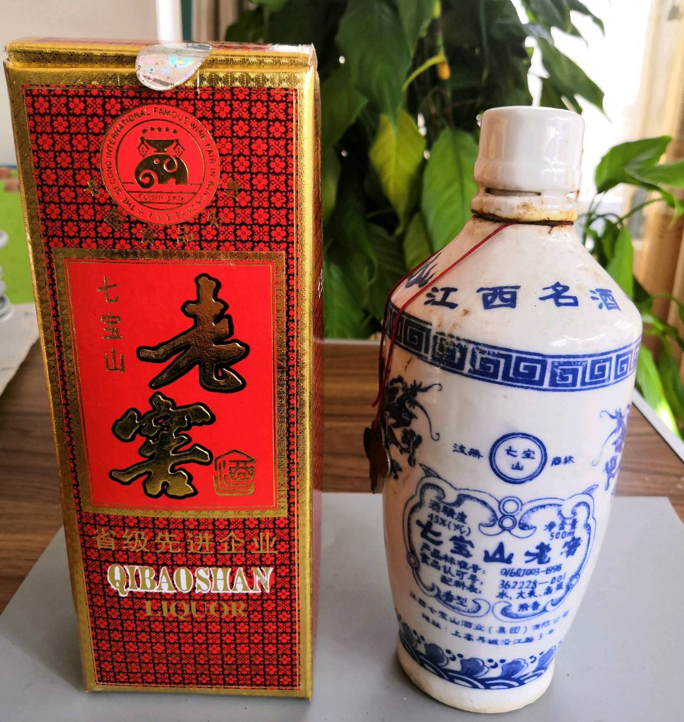 寶山老窖酒具有清澈透明,窖香濃郁,綿甜甘冽的特點,一躍成為江西濃香