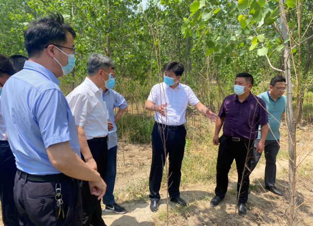 姜海青聚焦群众期盼需求