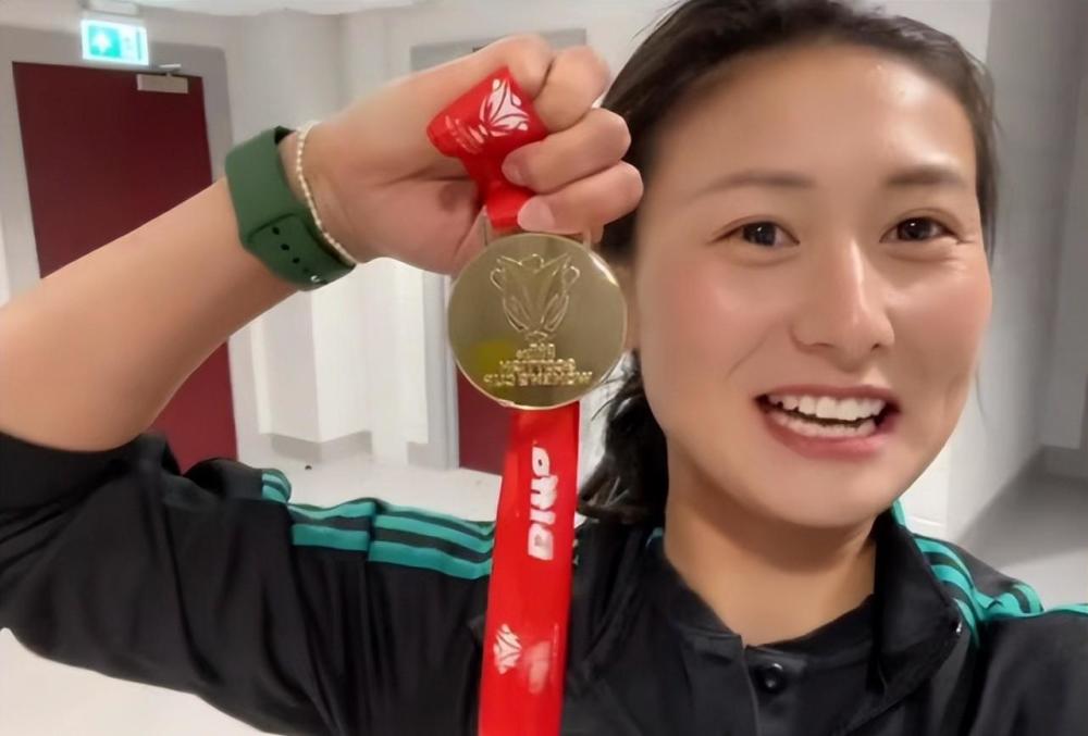 此外,凯尔特人女足官方也以沈梦雨和队友庆祝的画面作为视频