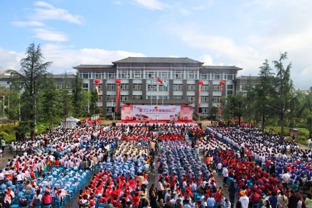古城区文荣学校举行庆"六一"暨喜迎二十大·争做好队员文艺汇演_腾讯