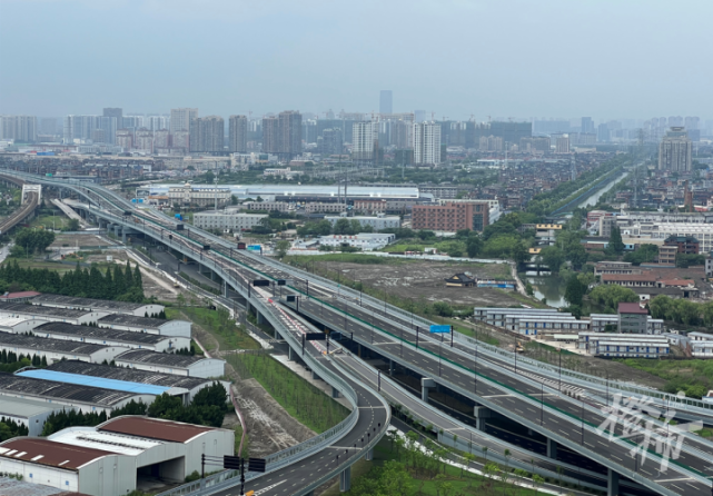 今天通城快速路机场高速站文街段开通试运行主城区去杭州南站更加方便