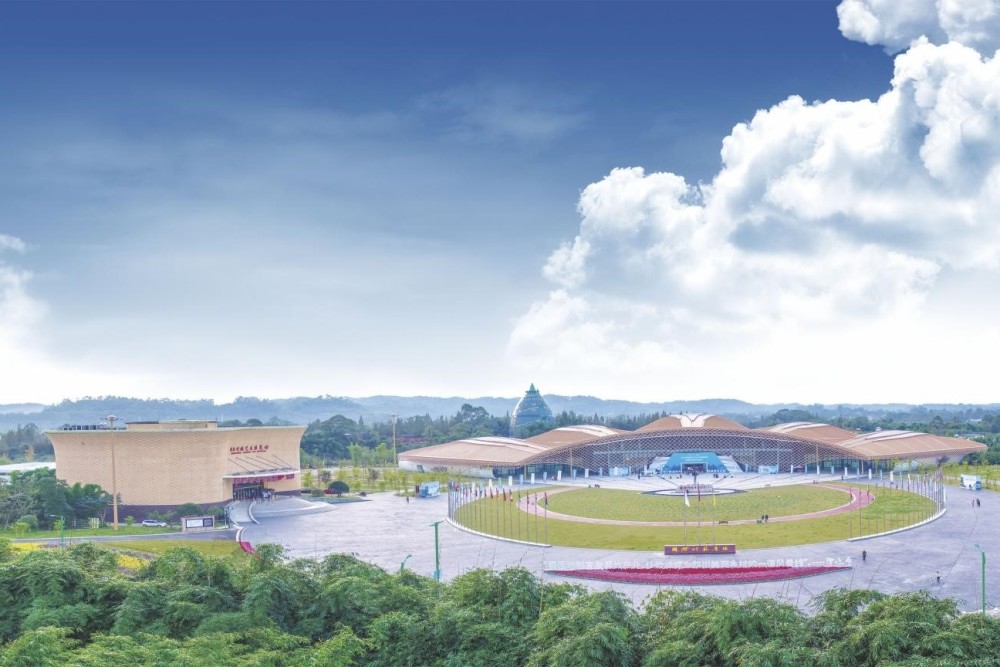 特色竹产业推动眉山青神县域经济高质量发展