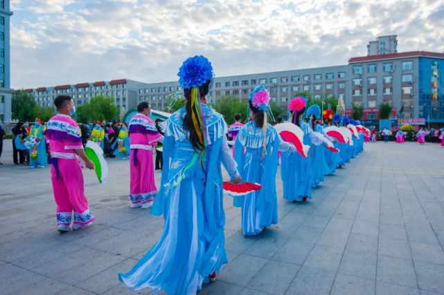 街拍德惠丨明珠广场——大秧歌扭起来