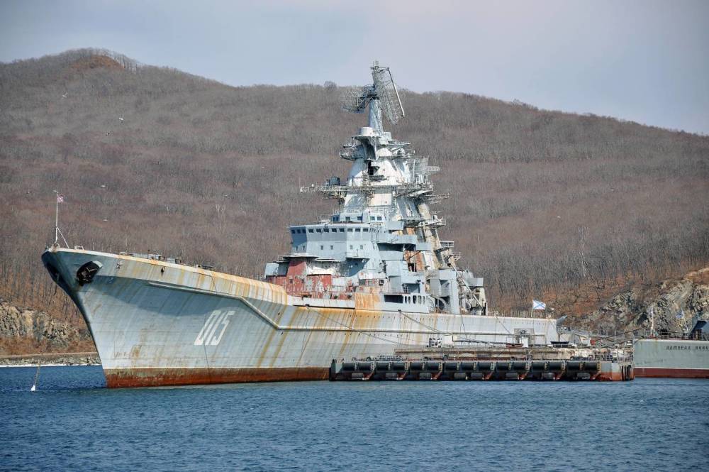 曾在东海耀武扬威的25000吨级核动力巨舰,晚景凄凉