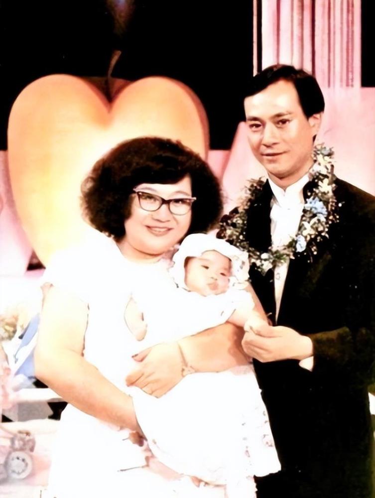 官晶华:我最对不起的就是沈殿霞,因为是我让她和郑少秋分手_腾讯新闻