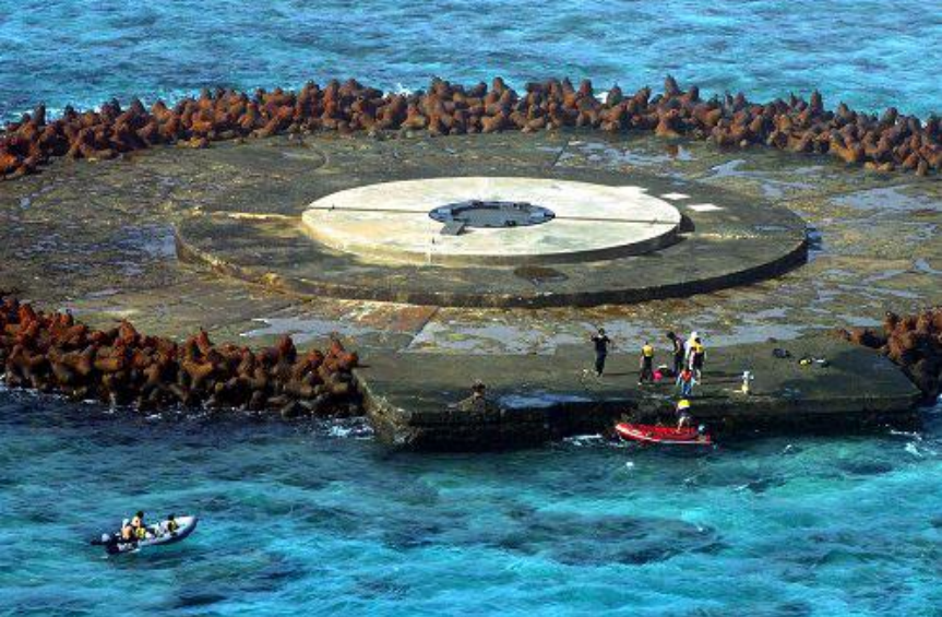 日本指礁为岛妄图海上扩张，赵立坚3句话句句在理
