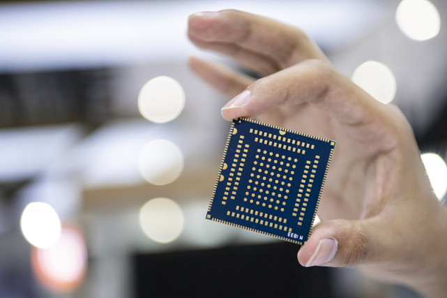 报告高技术制造业职位增速近三成芯片人工智能招聘薪酬均超2万