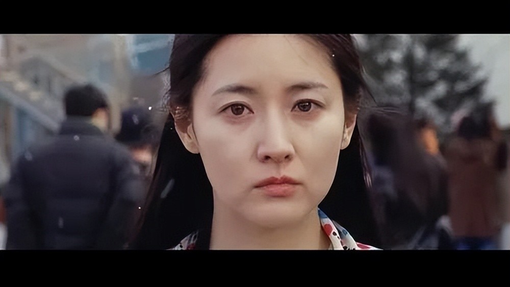 《共同警备区》哪怕精致雕琢如李英爱,有压抑的隐忍之美,而无浮起的