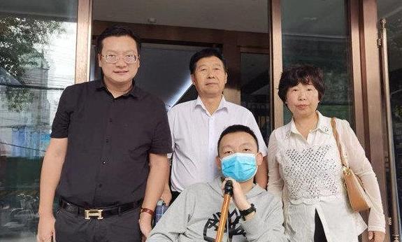 杜新枝对许敏郭威的行为不感到意外,开庭当天表示在江西拜祭姚策!