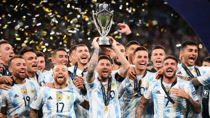 体育早报｜梅西MVP！阿根廷3-0意大利中国女排夺开门红