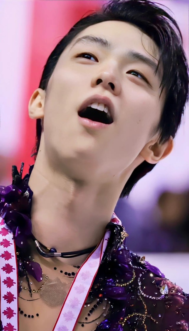 羽生結弦紫源考斯藤高清圖