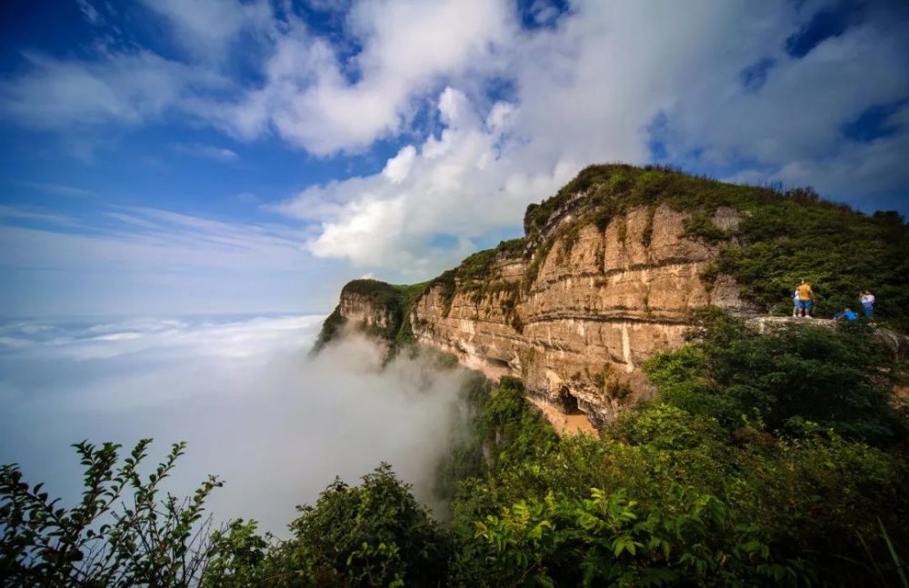 湖南日報丨八面山:土家族的聖山——寫在龍山縣裡耶秦簡發現20週年之