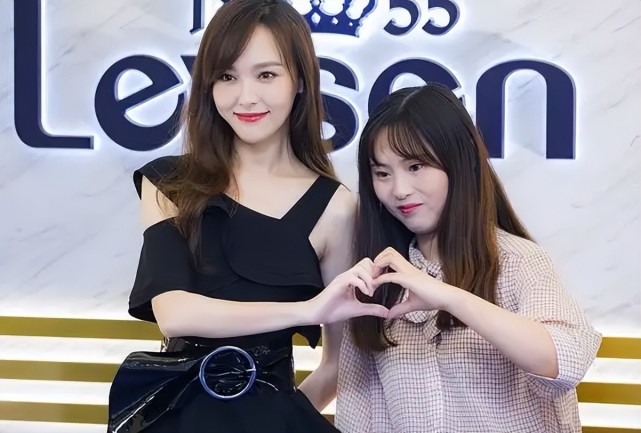 唐嫣六月无行程与杨幂差距大粉丝吐槽她不营业劝她怀二胎退圈