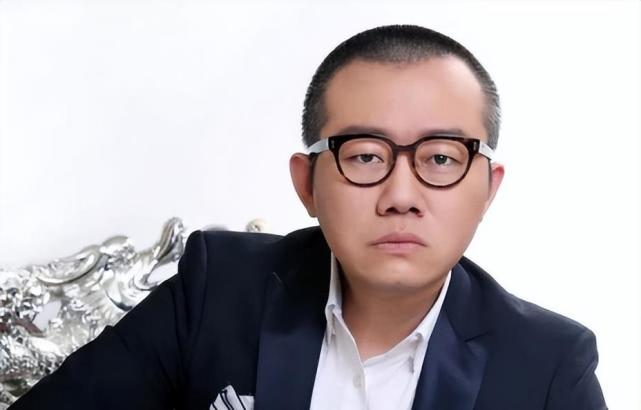 被离婚,遭同行骂,曾经风光无限的涂磊,如今直播卖货,再起争议