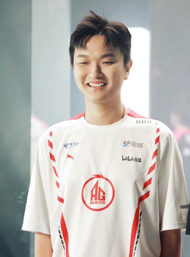 kplcat发文称不会放弃在ag超玩会已没机会又该何去何从