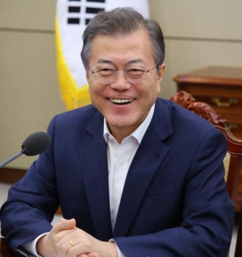 为难已经卸任的总统文在寅，表现出一些韩国人的极端性？